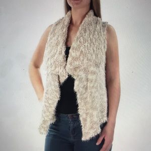 Kensie XS knit drape vest